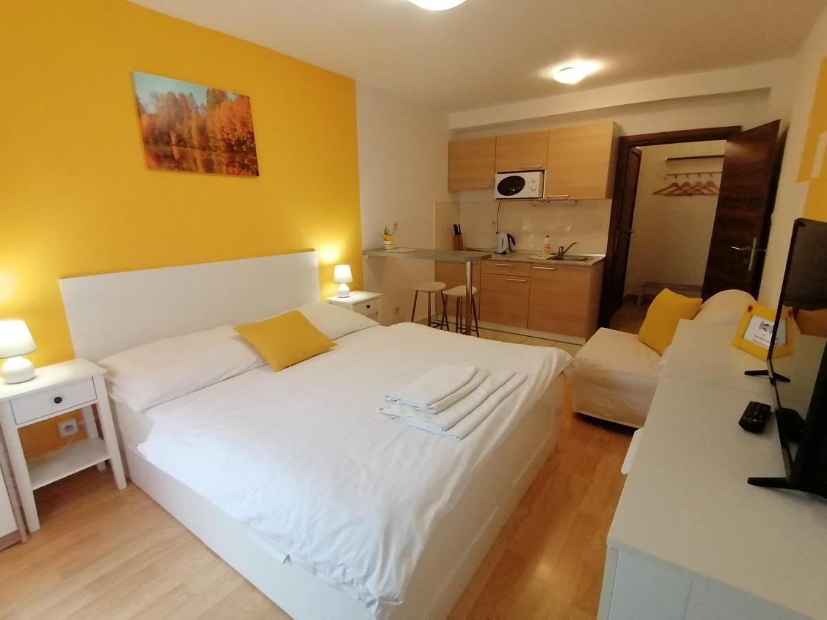 Kamzik Donovaly Apartmany A Studia ภายนอก รูปภาพ